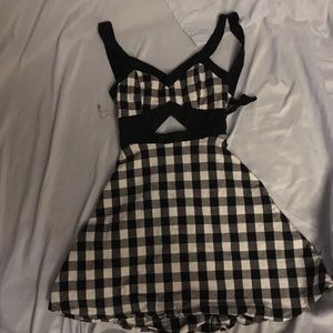 Plaid dress with triangle cut-out
